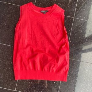 NWOT banana republic sleeveless sweater